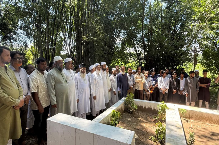 শহীদ সাংবাদিক তুরাবের কবর জিয়ারত করলেন বিরোধীদলীয় নেতা ডা. শফিকুর রহমান