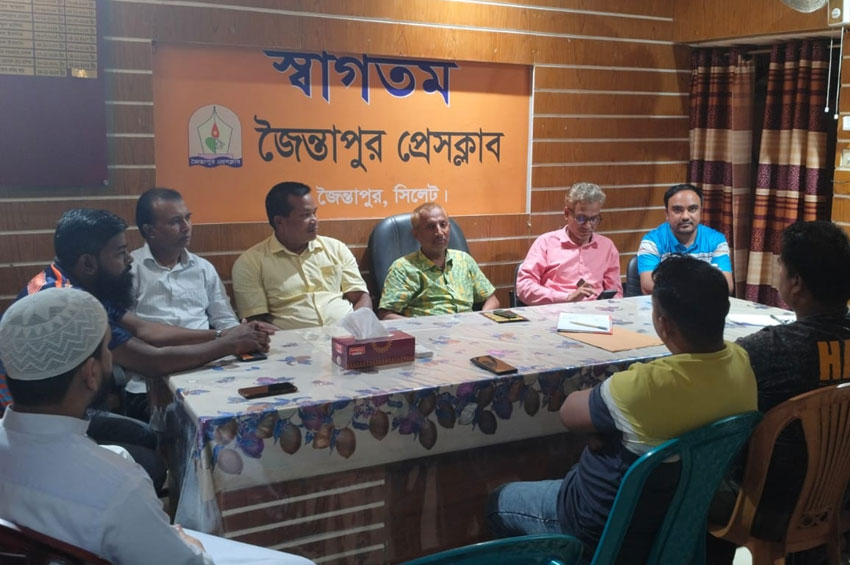 জৈন্তাপুরে নব যাত্রায় শিক্ষা উন্নয়ন ফাউন্ডেশন 