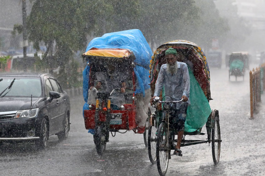 আগাম বর্ষা: তাপপ্রবাহের মাঝেই ভারী বৃষ্টির পূর্বাভাস