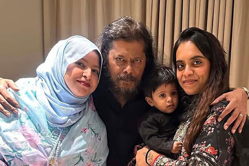পরিবারের সঙ্গে জেমসের ঈদ উদযাপন, ছবি প্রকাশ করলেন প্রাক্তন স্ত্রী