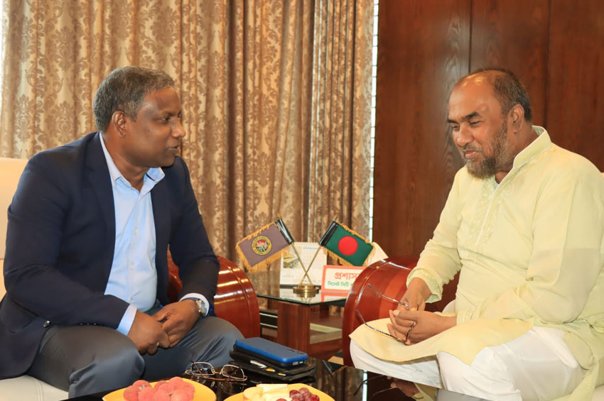 সিসিক প্রশাসকের সঙ্গে শাবি উপাচার্যের সৌজন্য সাক্ষাৎ