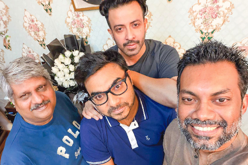 শাকিব খানকে নিয়ে ফিরছেন হিমেল আশরাফ