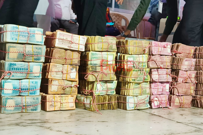 ৩৪ দিনে শাহজালাল মাজারে প্রায় ৯০ লাখ টাকা দান